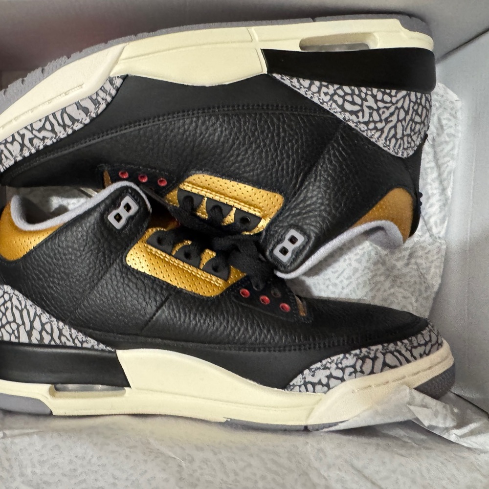 Air Jordan 3 Retro 'Black Gold' - Picture 5 of 9